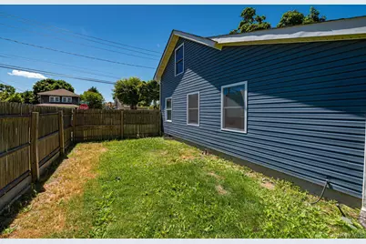 35 Oakland Avenue, Port Jefferson, NY 11776 - Photo 17