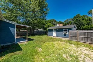 35 Oakland Ave, Port Jefferson, NY 11776 - Photo 19