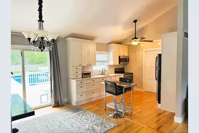 36 Matthews Drive, Remsenburg, NY 11960 - Photo 9