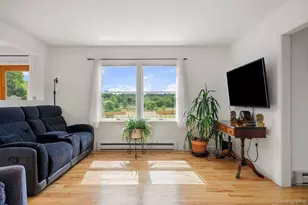 75 Eastern Pkwy, Germantown, NY 12526 - Photo 15