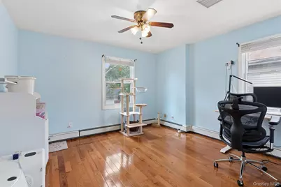 7643 265th Street, New Hyde Park, NY 11040 - Photo 13