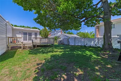 24 W Windsor Parkway, Oceanside, NY 11572 - Photo 15
