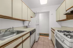 2736 Independence Ave, Bronx, NY 10463 - Photo 7