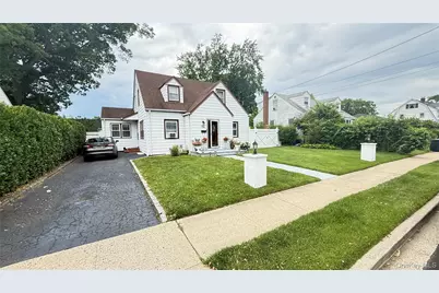 706 Partridge Avenue, West Hempstead, NY 11552 - Photo 3
