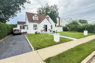 706 Partridge Ave, West Hempstead, NY 11552 - Photo 3