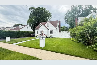 706 Partridge Avenue, West Hempstead, NY 11552 - Photo 1
