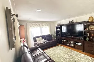 706 Partridge Ave, West Hempstead, NY 11552 - Photo 7