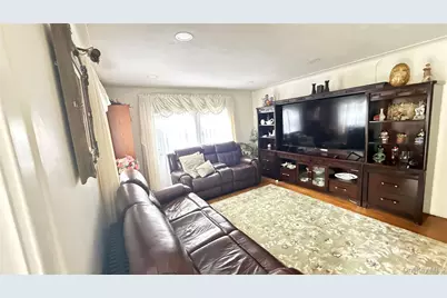 706 Partridge Avenue, West Hempstead, NY 11552 - Photo 5