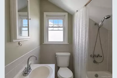 146-23 22nd Avenue, Whitestone, NY 11357 - Photo 7