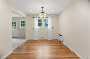46 Falcon Dr, Hauppauge, NY 11788 - Photo 13