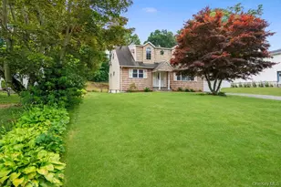 46 Falcon Dr, Hauppauge, NY 11788 - Photo 3