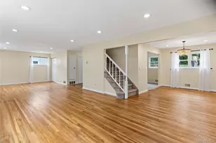 46 Falcon Dr, Hauppauge, NY 11788 - Photo 11