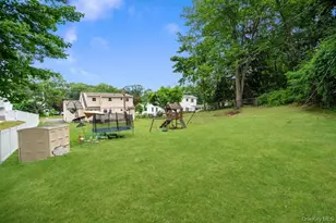 46 Falcon Dr, Hauppauge, NY 11788 - Photo 35