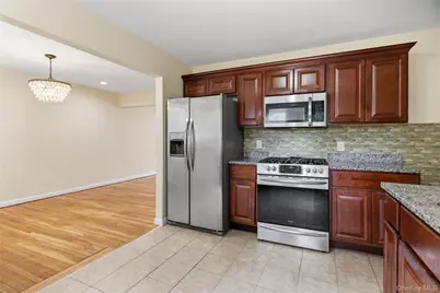 46 Falcon Drive, Hauppauge, NY 11788 - Photo 19