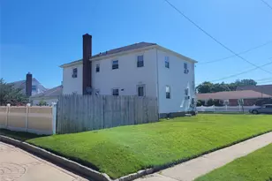 380 Hill Ave, Elmont, NY 11003 - Photo 5