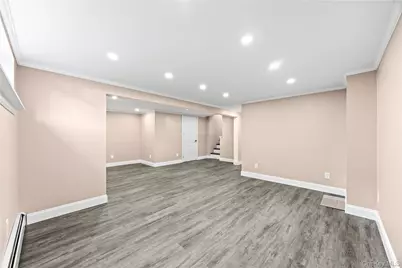 17 Wren Drive, Woodbury, NY 11797 - Photo 15