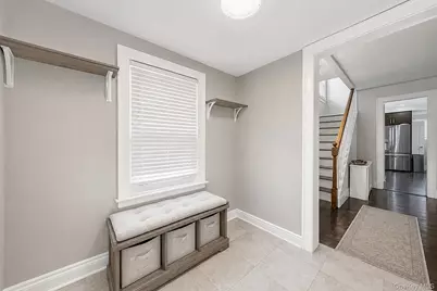 159 Iris Avenue, Floral Park, NY 11001 - Photo 3