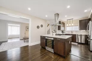 159 Iris Ave, Floral Park, NY 11001 - Photo 9