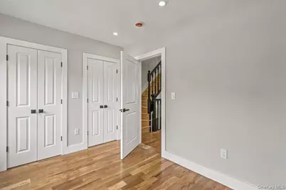 6037 Wetherole Street, Rego Park, NY 11373 - Photo 27