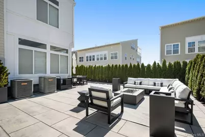 6319 Ocean Avenue S, Arverne, NY 11692 - Photo 17
