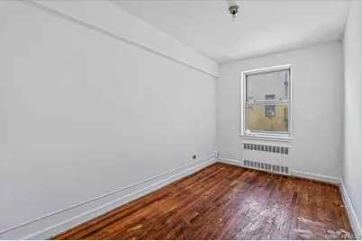 8333 Austin Street #6R, Kew Gardens, NY 14415 - Photo 17