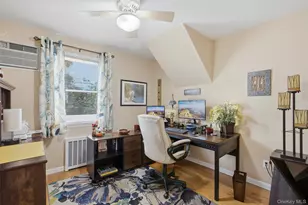 194 Willis Ave., Floral Park, NY 11001 - Photo 9