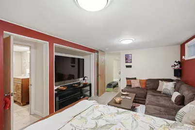 194 Willis Avenue, Floral Park, NY 11001 - Photo 19
