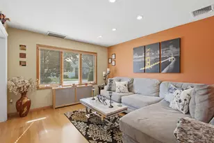 194 Willis Ave., Floral Park, NY 11001 - Photo 5
