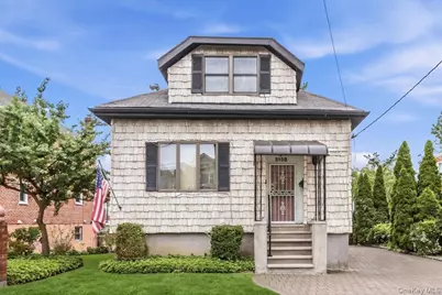 3158 Rawlins Avenue, Bronx, NY 10465 - Photo 3