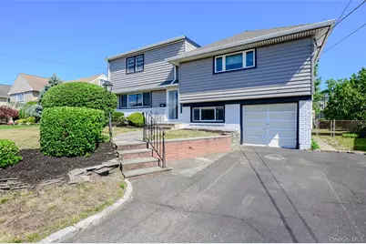 190 W Waukena Avenue, Oceanside, NY 11572 - Photo 23