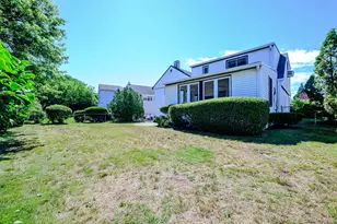 190 W Waukena Ave, Oceanside, NY 11572 - Photo 21