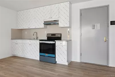 70-25 Queens Boulevard #7J, Woodside, NY 11377 - Photo 7