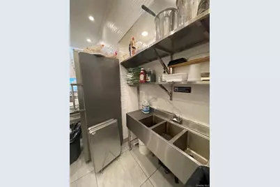 790 Manhattan Avenue, Brooklyn, NY 11222 - Photo 11