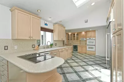 20 Oak Street, Saint James, NY 11780 - Photo 17