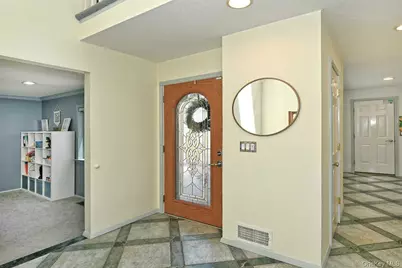 20 Oak Street, Saint James, NY 11780 - Photo 11