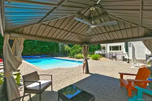 20 Oak St, Saint James, NY 11780 - Photo 49