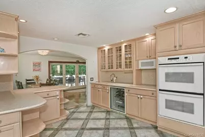 20 Oak Street, Saint James, NY 11780 - Photo 19