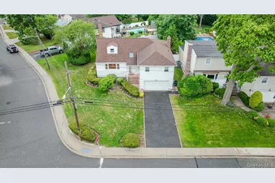 3399 Harold Street, Oceanside, NY 11572 - Photo 37