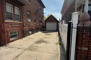 135-15 127th St, Ozone Park, NY 11420 - Photo 5