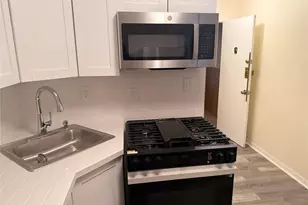 34-09 30th St, Astoria, NY 11106 - Photo 13