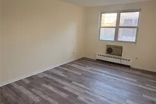 34-09 30th St, Astoria, NY 11106 - Photo 5