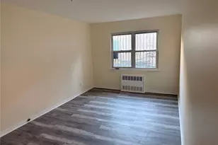 34-09 30th St, Astoria, NY 11106 - Photo 11