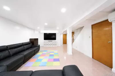 1432 70th Street, Brooklyn, NY 11228 - Photo 21