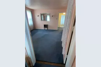 35 Nassau Boulevard, West Hempstead, NY 11552 - Photo 7