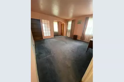 35 Nassau Boulevard, West Hempstead, NY 11552 - Photo 5