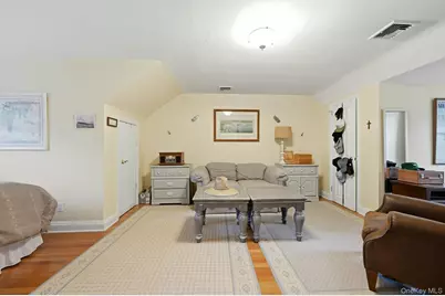 11 Cliftwood Drive, Huntington, NY 11743 - Photo 17