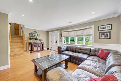 6 Oxford Avenue, Massapequa, NY 11758 - Photo 5