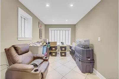 6 Oxford Avenue, Massapequa, NY 11758 - Photo 17
