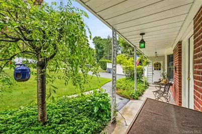 2590 Darnley Place, Yorktown Heights, NY 10598 - Photo 5