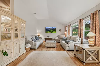 2590 Darnley Place, Yorktown Heights, NY 10598 - Photo 3